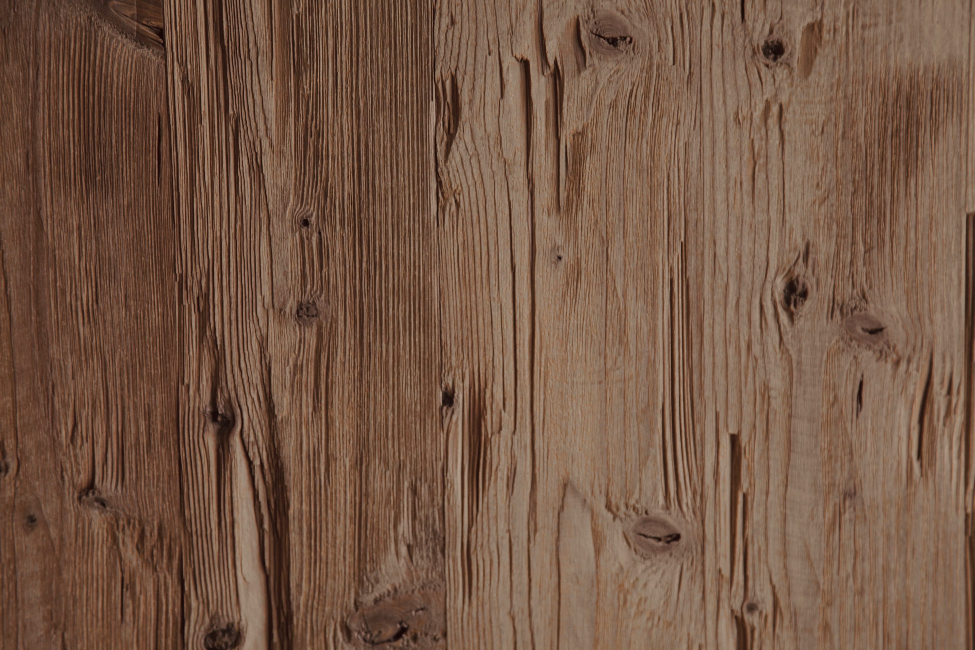 Rustic Streak wood wall panel by Grainel