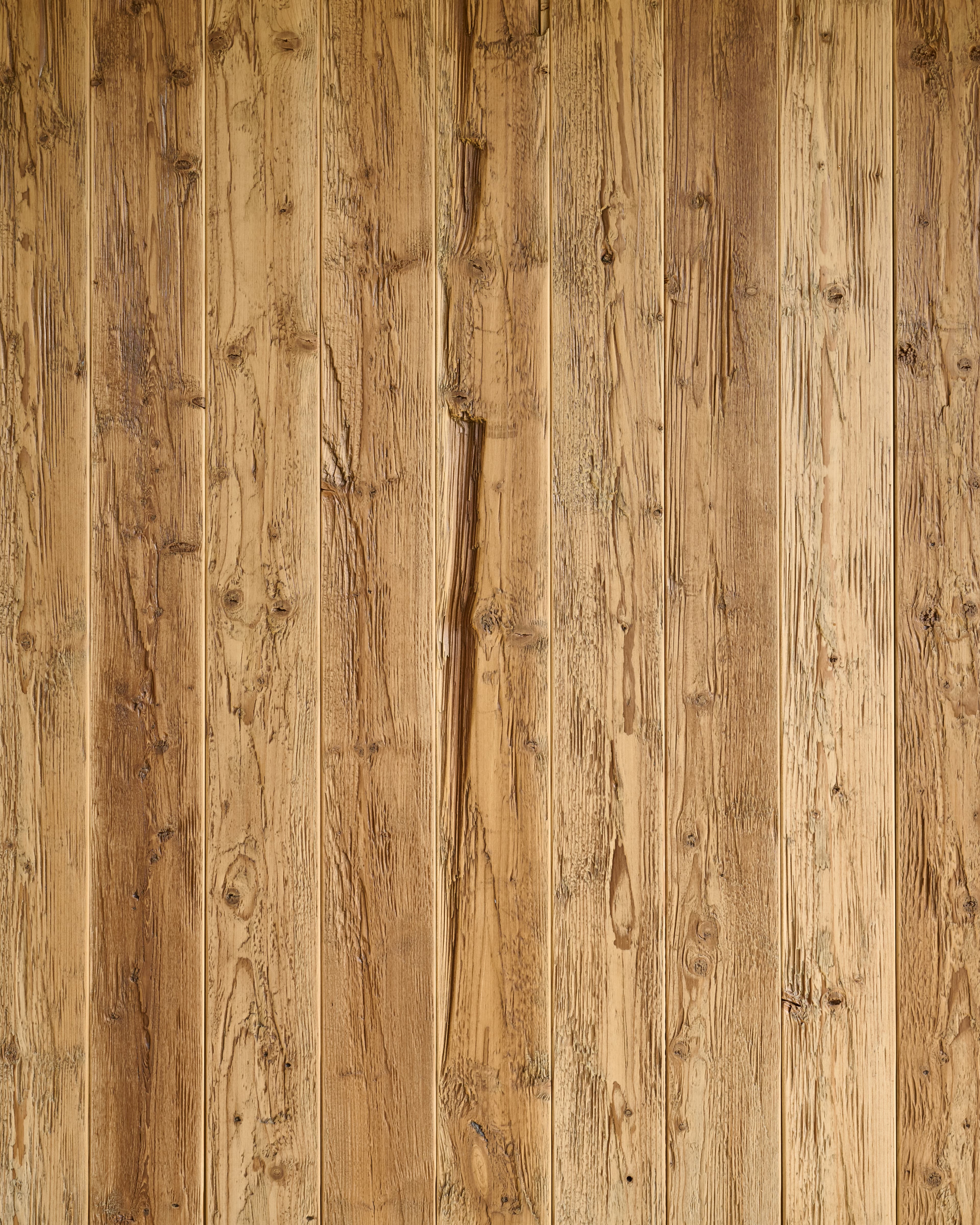 Rustic Honey wood wall panel by Grainel